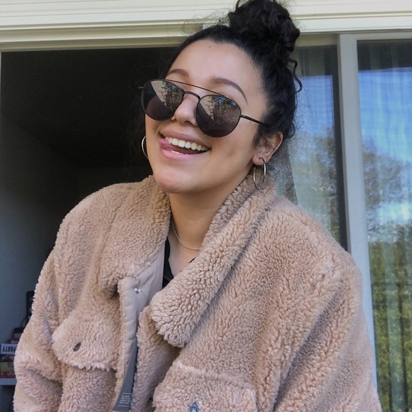 New tan/light brown teddy jacket - Picture 3 of 4